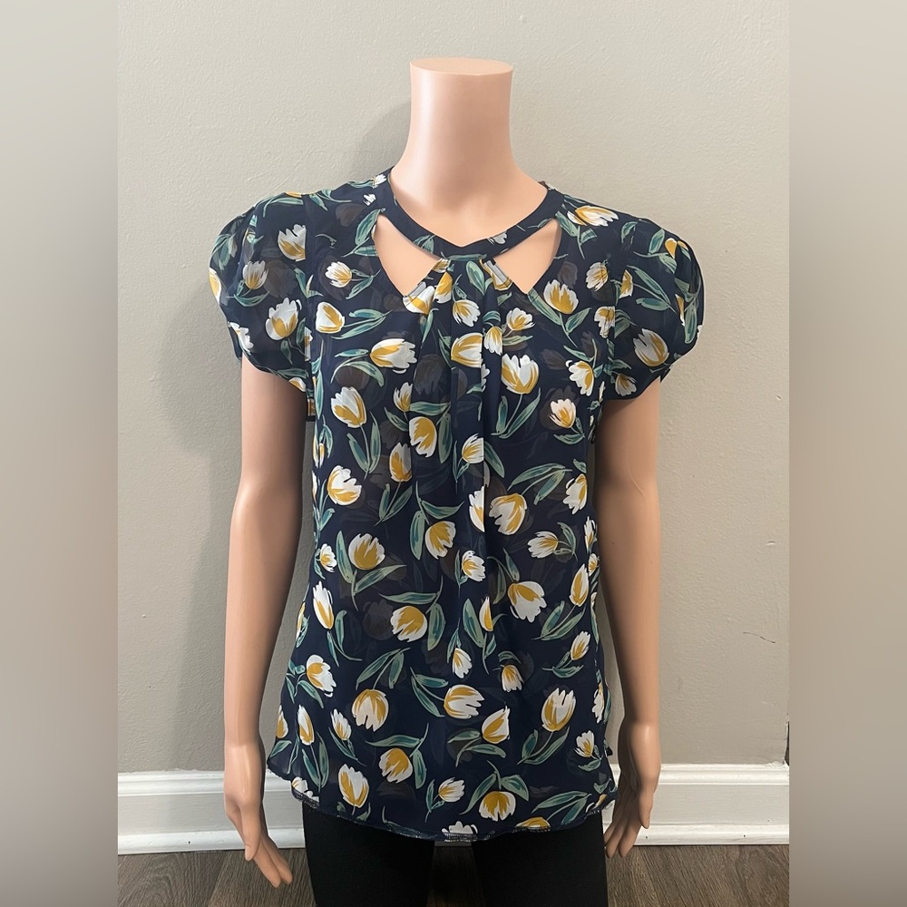 NEW Byron Lars Beauty Mark Floral Short Sleeve Blouse Navy Blue Size 12 NWT